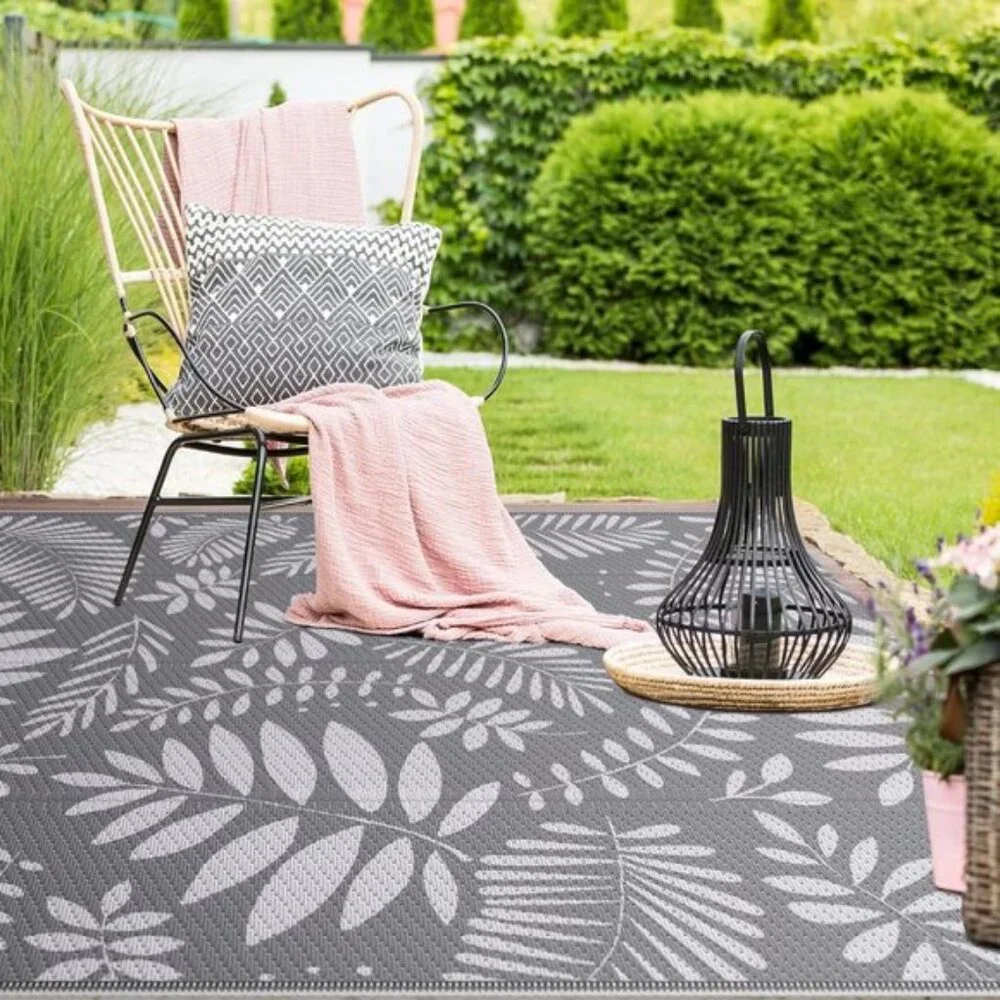 New 5x8 White & Gray Outdoor Rug, Waterproof Plastic Straw Mat for Patio & RV